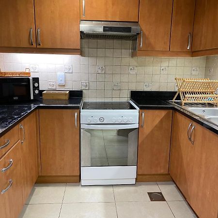 Metro Premium Location Spacious 2 Bedroom Apartment Right Next To The Metro Dubai Luaran gambar
