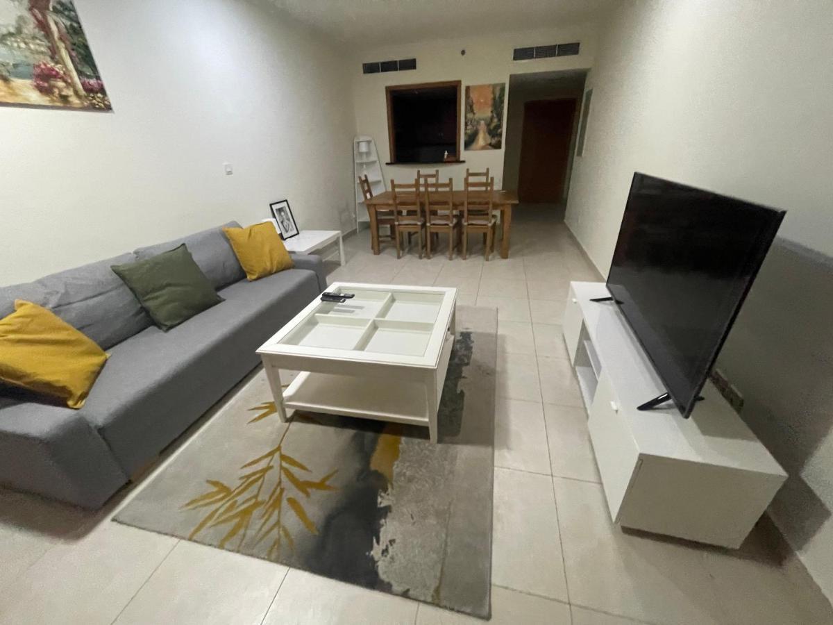 Metro Premium Location Spacious 2 Bedroom Apartment Right Next To The Metro Dubai Luaran gambar
